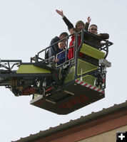 Lift Ride. Photo by Dawn Ballou, Pinedale Online.