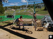 Mountain Bike Chairlift. Photo by Dawn Ballou, Pinedale Online.